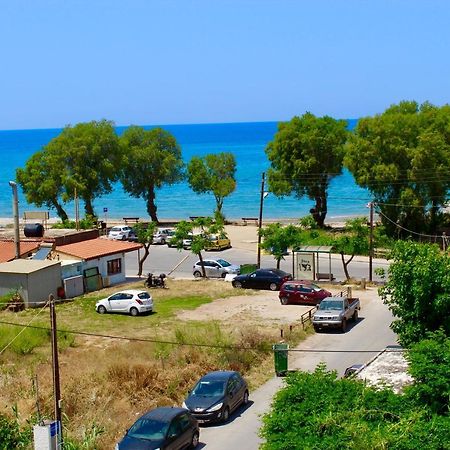 חאניה Beachfront Lux Apartments & Gym 4 מראה חיצוני תמונה