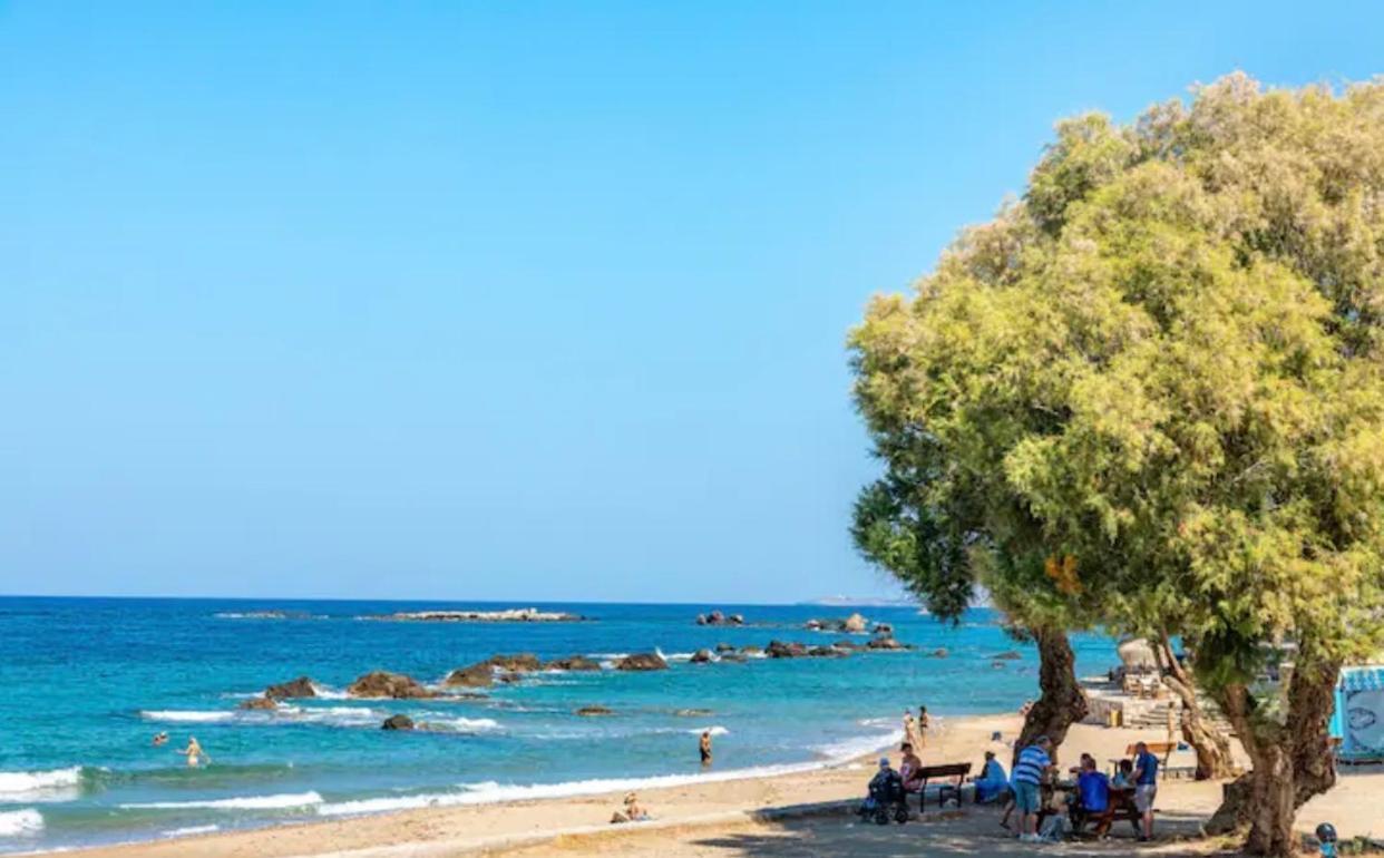 חאניה Beachfront Lux Apartments & Gym 4 מראה חיצוני תמונה
